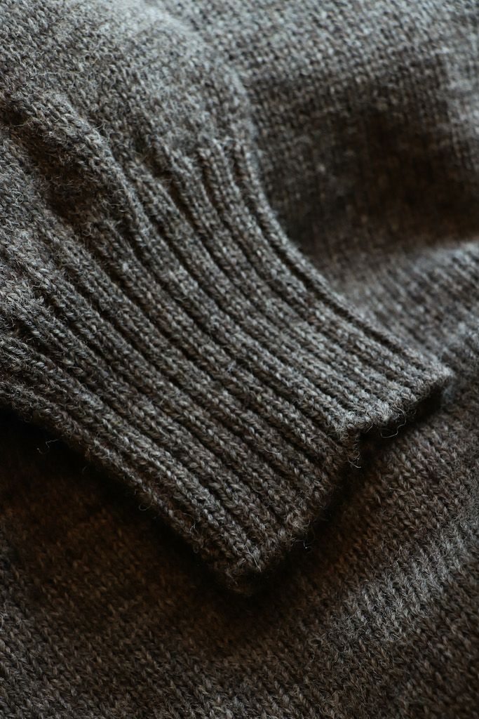 SOLNORD Handframe Knitted Crew Neck | ARCH ONLINE SHOP