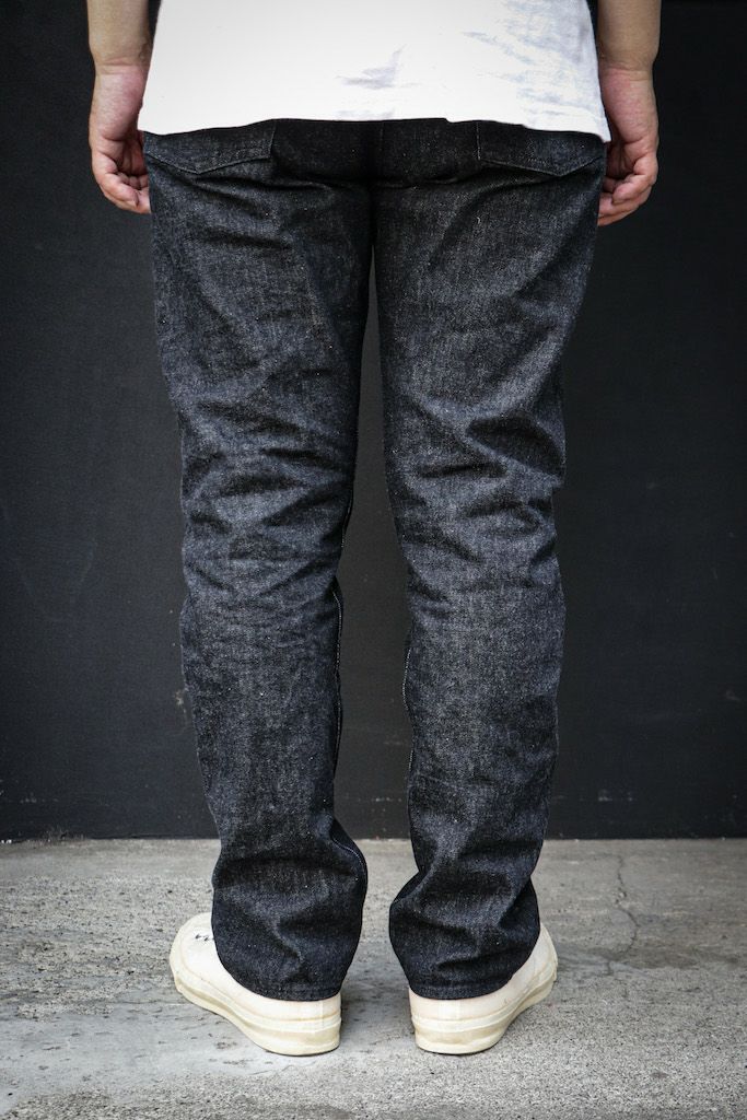 66 BLACK | ARCH ONLINE SHOP
