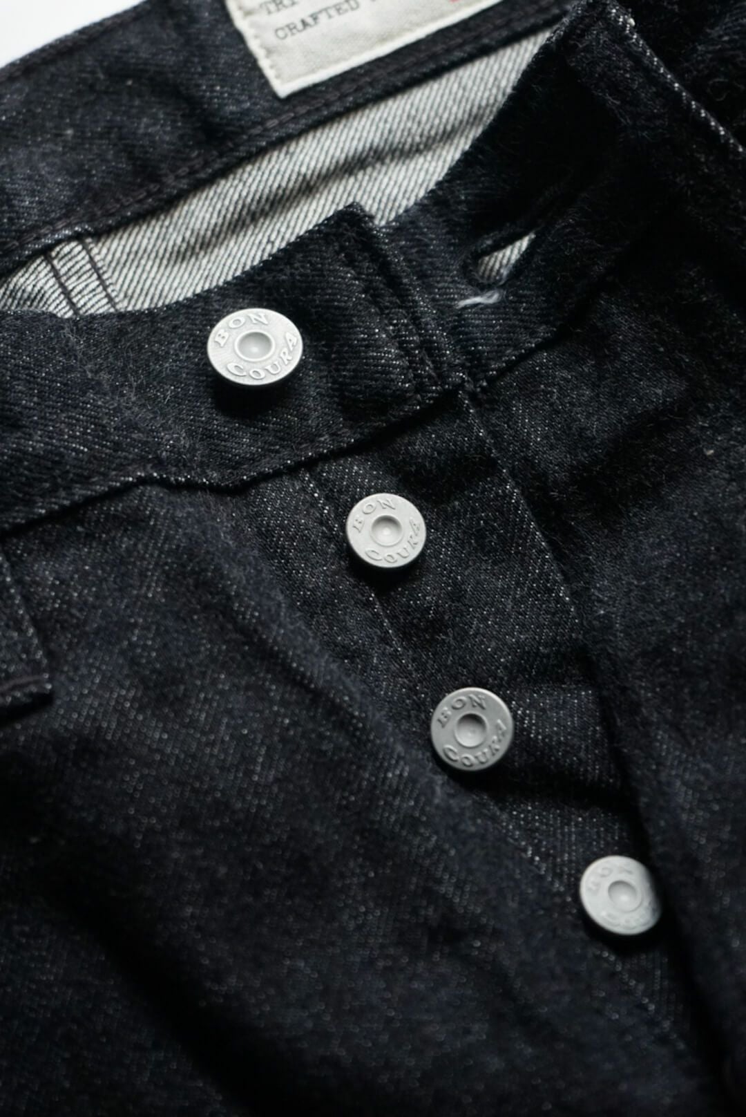 66 BLACK | ARCH ONLINE SHOP