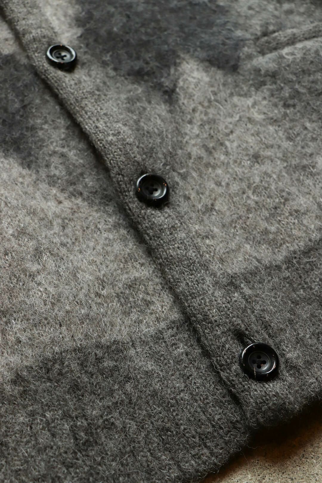 KURT DIA | ARCH ONLINE SHOP