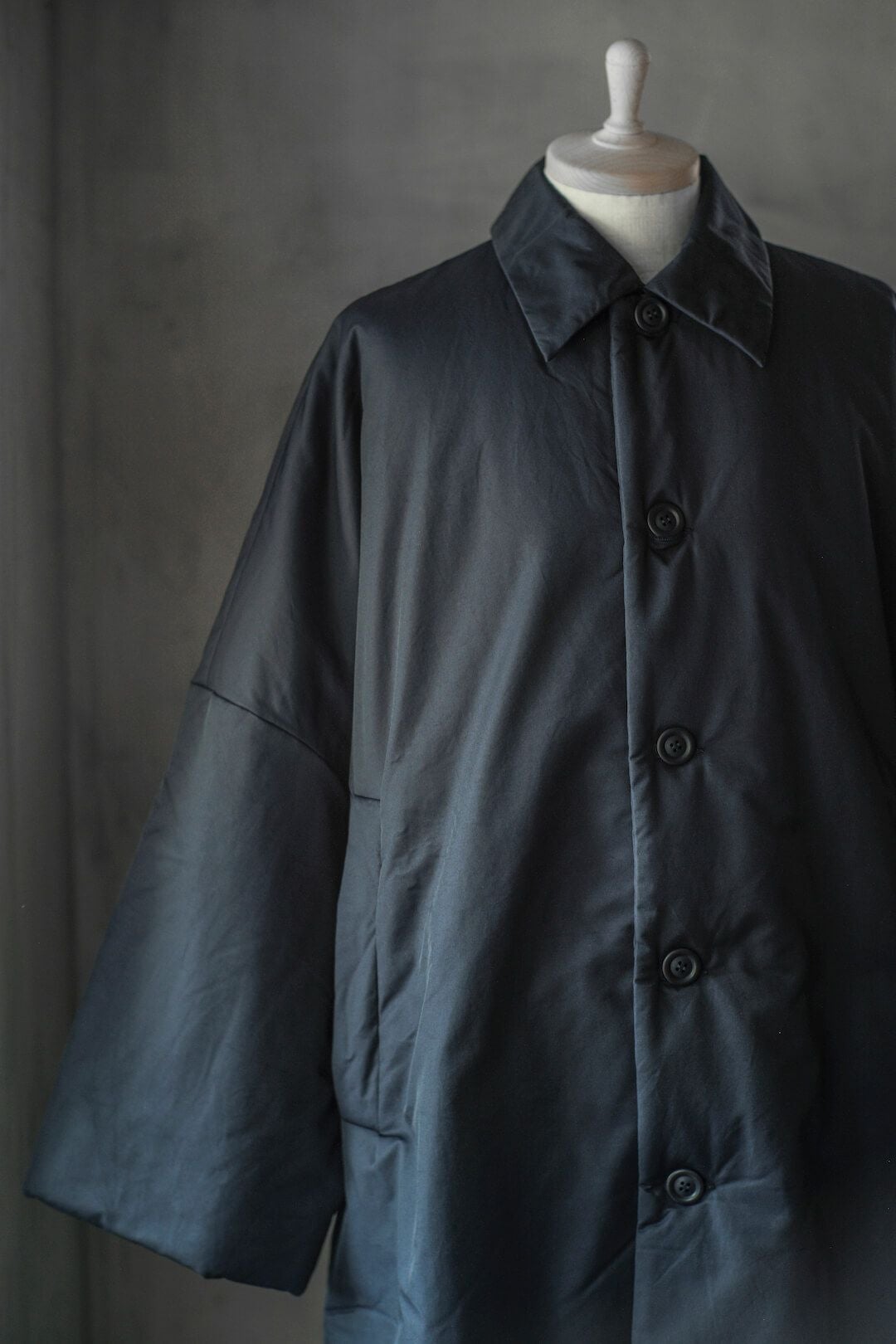 TRIANGLE COAT | ARCH ONLINE SHOP