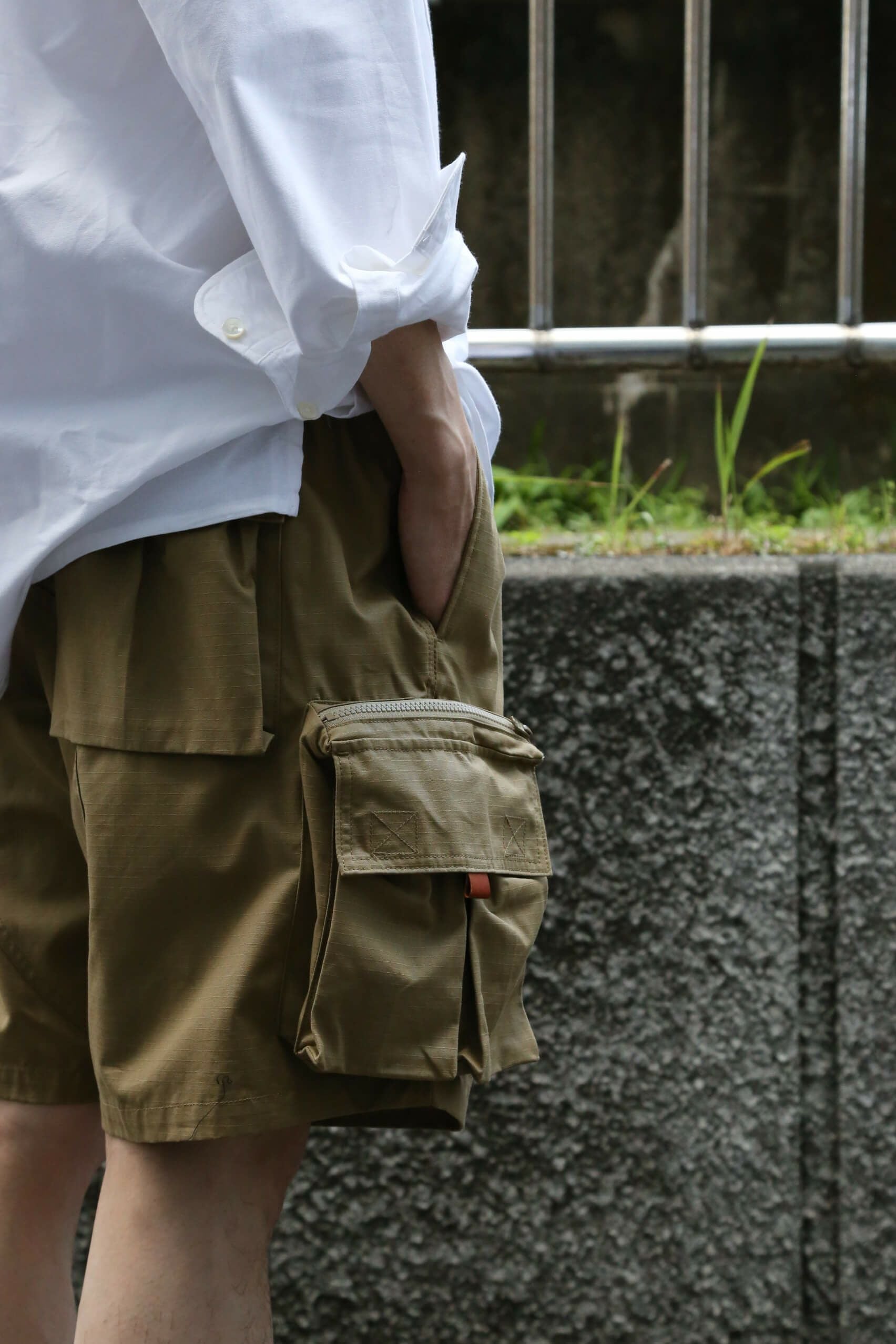 ケネスフィールド GUIDE SHORTS II - KHAKI GUIDE SHORTS II - KHAKI | ARCH ONLINE SHOP