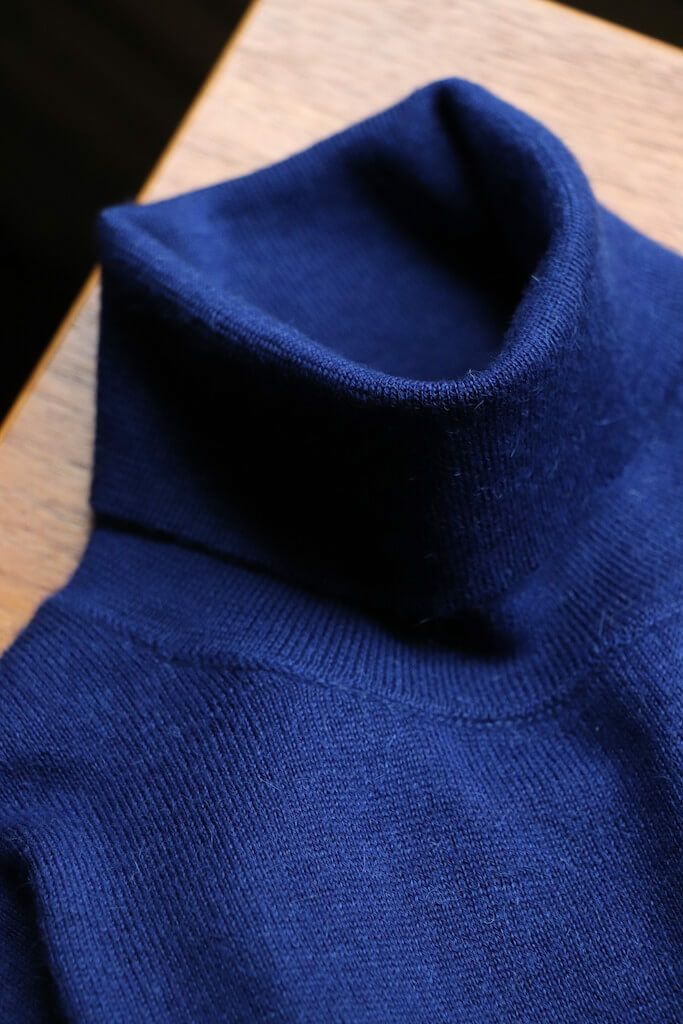 Turtle Neck Pullover | ARCH ONLINE SHOP
