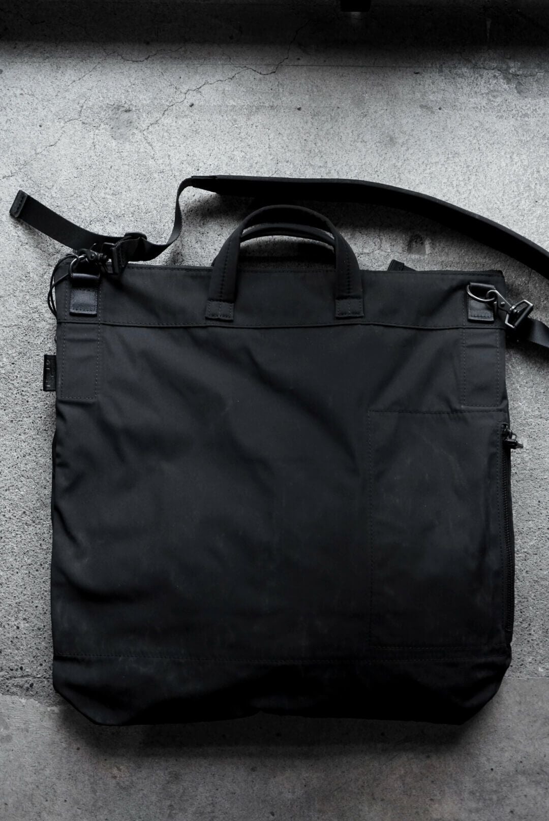GABARDINE HELMET BAG | ARCH ONLINE SHOP