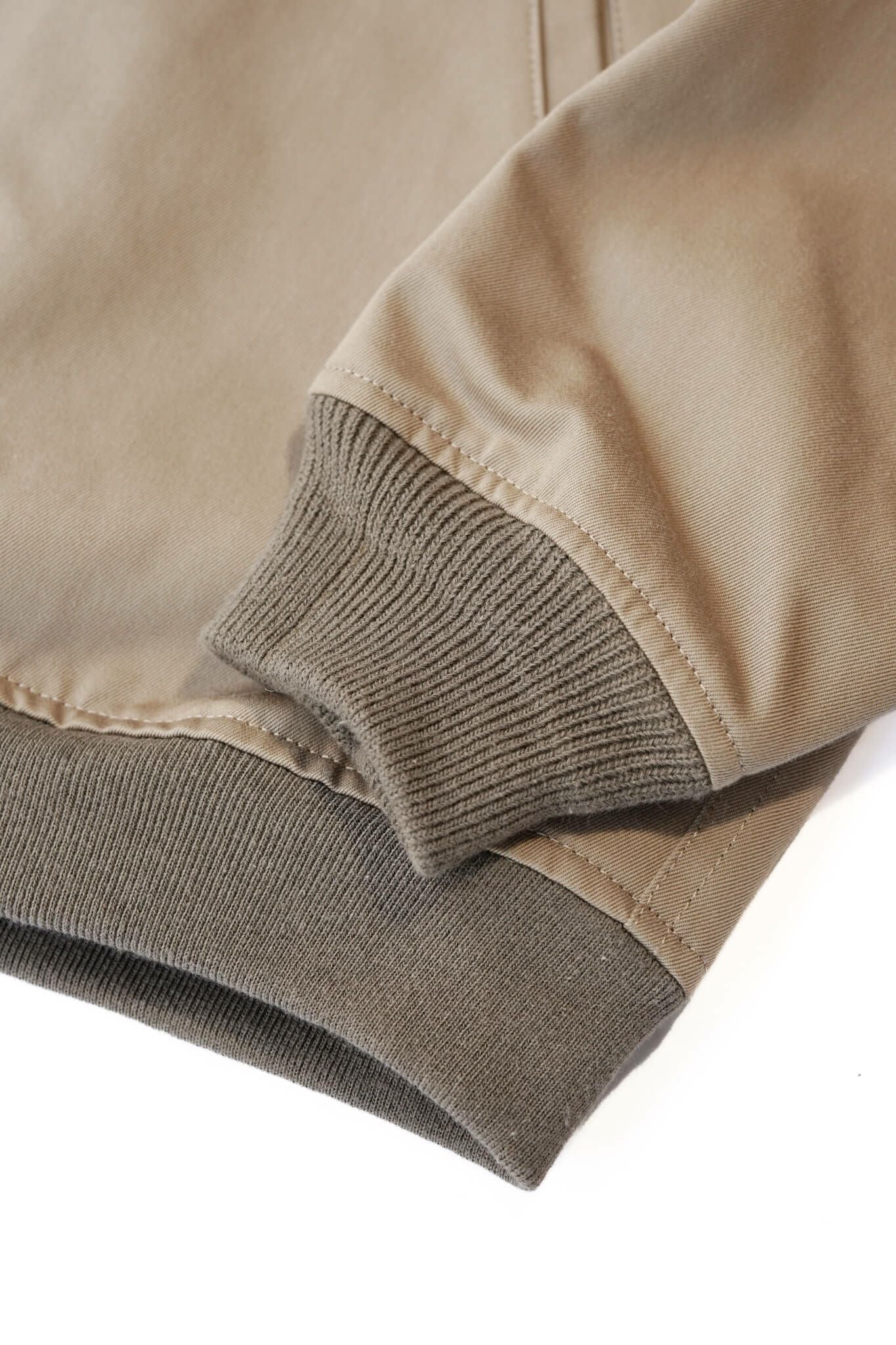 TRAVIS | ARCH ONLINE SHOP