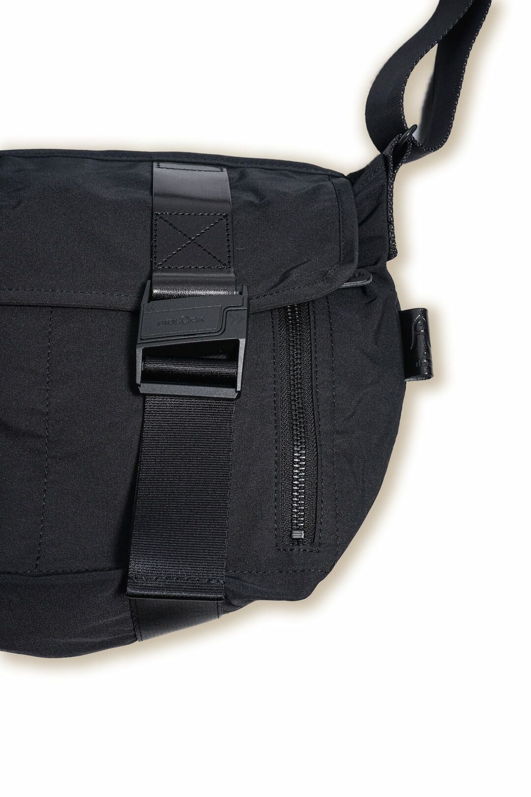 GABARDINE MESSENGER BAG(S) | ARCH ONLINE SHOP
