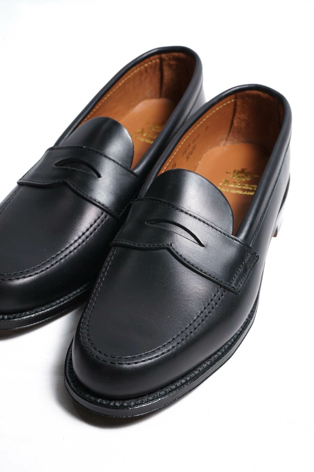 5747F PENNY LOAFER BLACK WAX BACK - ARCH EXCLUSIVE | ARCH ONLINE SHOP