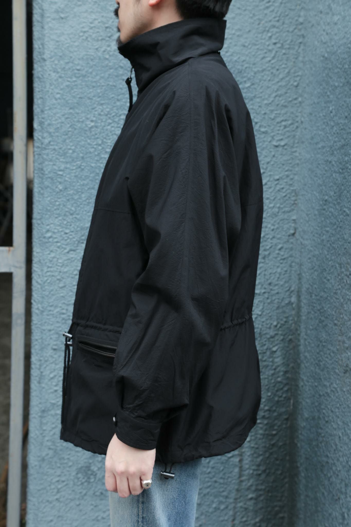 HELMUT | ARCH ONLINE SHOP