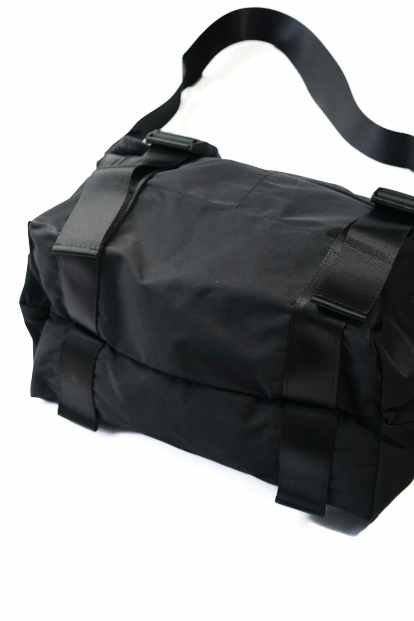 GABARDINE MESSENGER BAG(M) | ARCH ONLINE SHOP