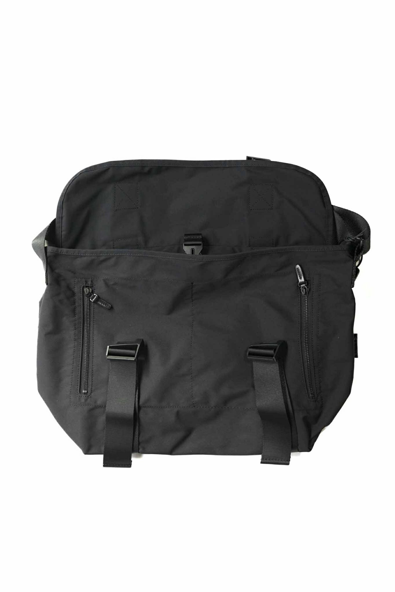 GABARDINE MESSENGER BAG(M) | ARCH ONLINE SHOP