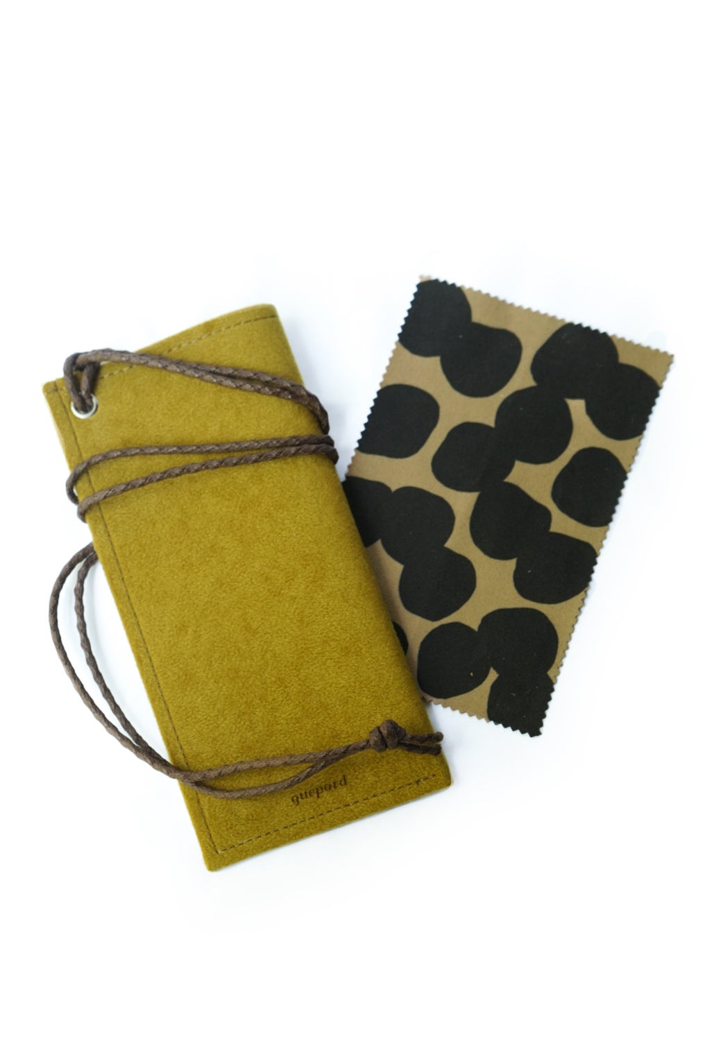 carlton | ARCH ONLINE SHOP