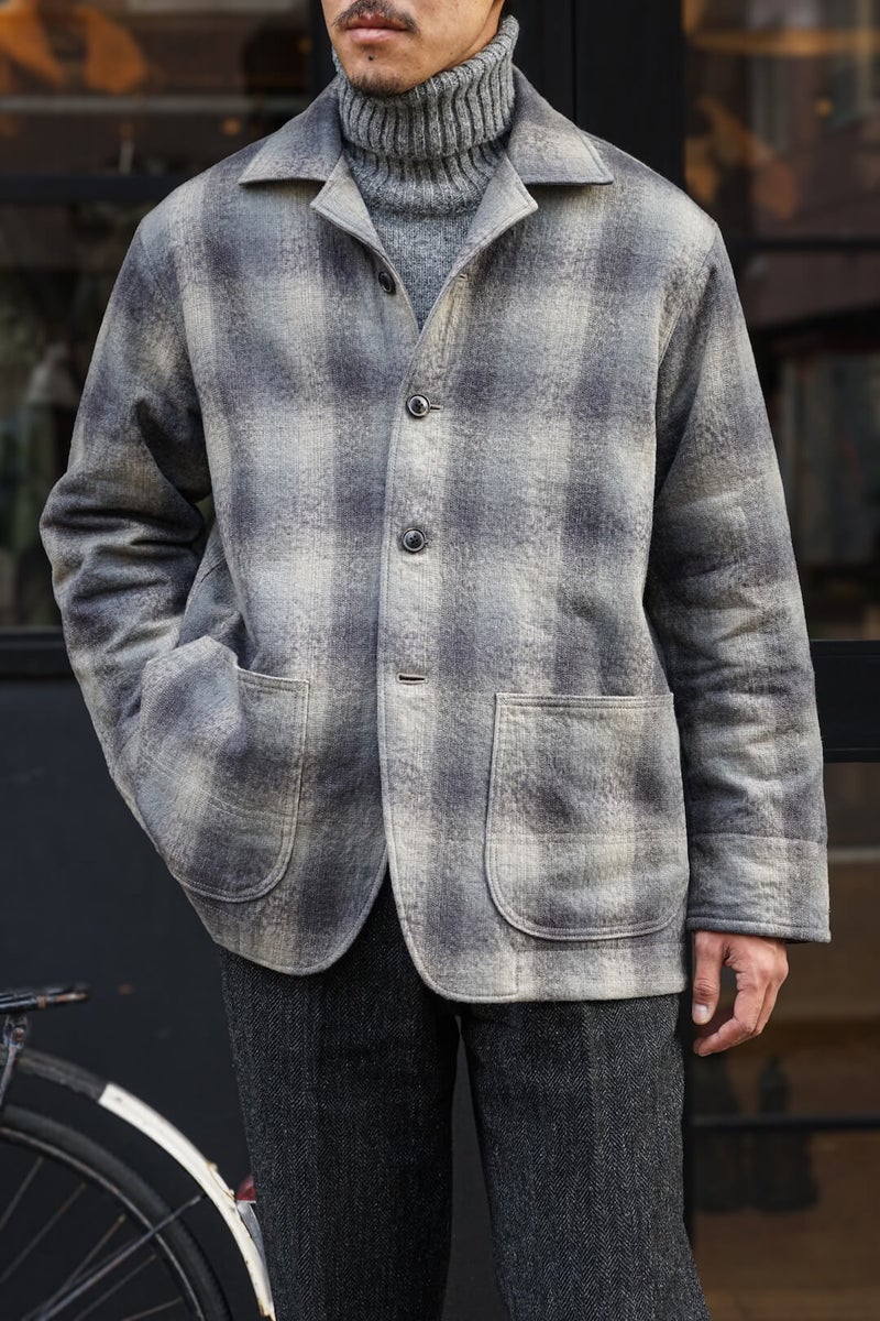 (身長180cm 体重70kg / 着用サイズ L)